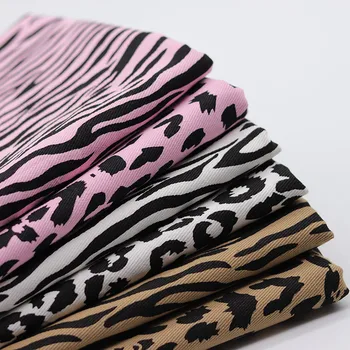 Leopards drukāt kokvilnas sarža DIY kleitu audums